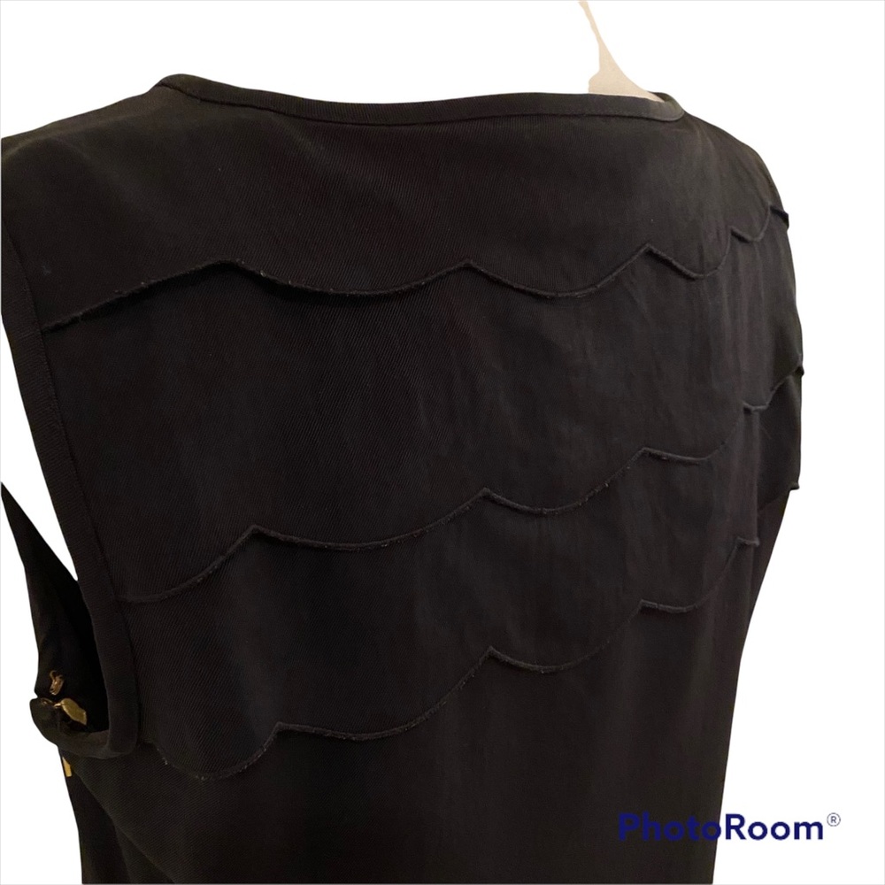 Tory Burch sleeveless scalloped top, black, size 10 - Picture 5 of 10
